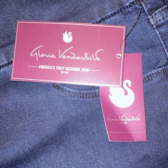 NWT Gloria Vanderbilt 20w Short pull on jeans - Picture 3 of 7